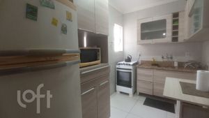 Image 7 - 875659