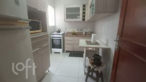 Image 8 - 875659