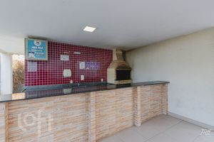 Image 17 - 875666