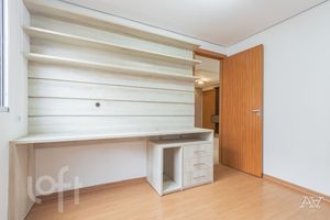 Image 8 - 875666