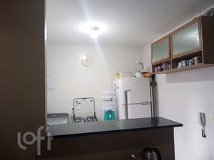 Image 25 - 875674