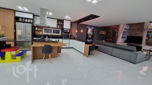 Image 1 - 875683