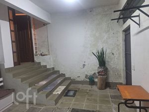 Image 19 - 875684