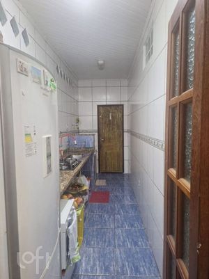 Image 16 - 875684