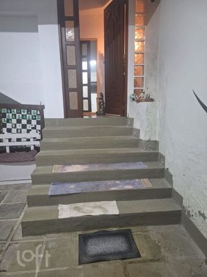 Image 4 - 875684