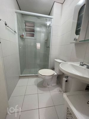 Image 11 - 875687