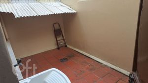 Image 13 - 875688