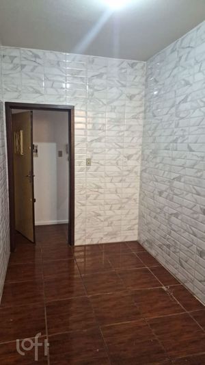 Image 5 - 875688