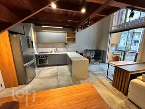 Image 3 - 875690