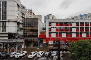 Image 26 - 875690