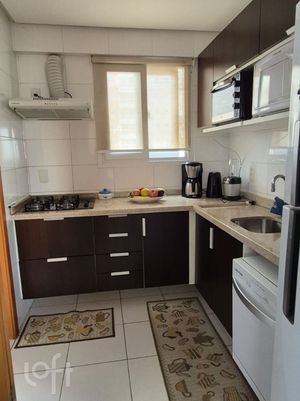 Image 3 - 875692