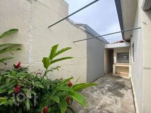 Image 10 - 875702