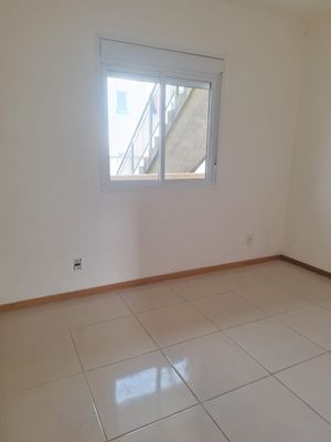 Image 7 - 875720