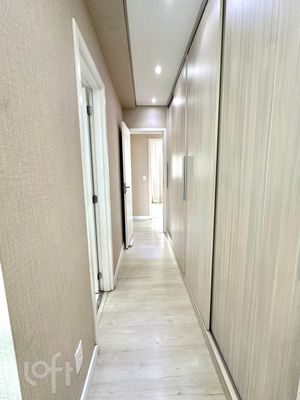 Image 11 - 875721