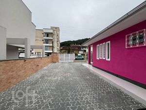 Image 34 - 875722