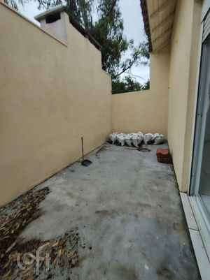 Image 10 - 875723