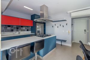 Image 25 - 875727
