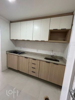 Image 9 - 875733
