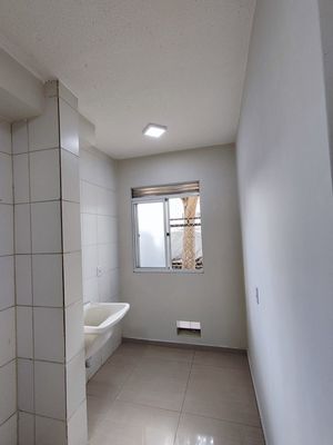 Image 7 - 875737