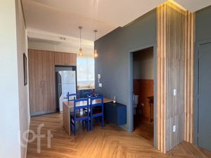 Image 15 - 875738