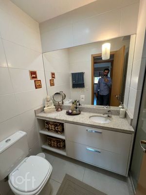 Image 5 - 875823