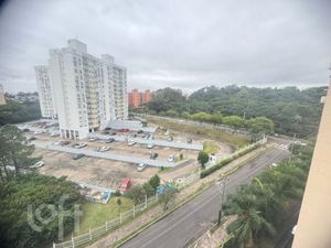 Image 18 - 875827