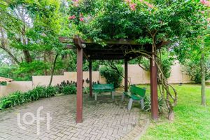 Image 36 - 875827