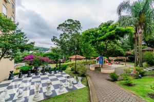 Image 33 - 875827
