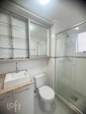 Image 15 - 875827
