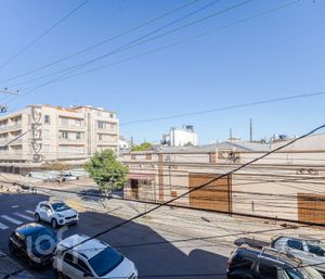 Image 31 - 875837