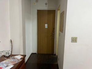 Image 3 - 875855