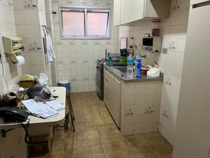 Image 13 - 875855