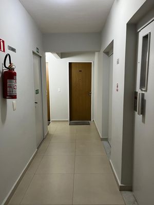 Image 20 - 875855