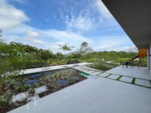 Image 42 - 875863