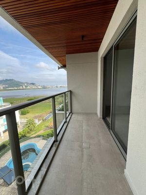 Image 11 - 875863