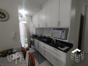 Image 4 - 875864