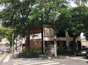 Image 13 - 875871
