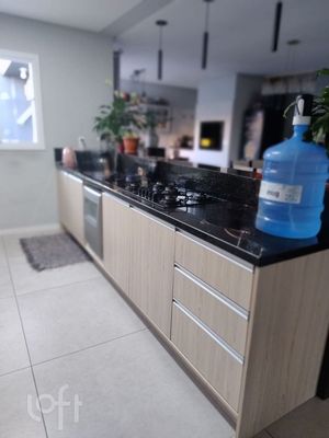 Image 12 - 875879