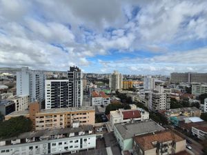 Image 2 - 875880