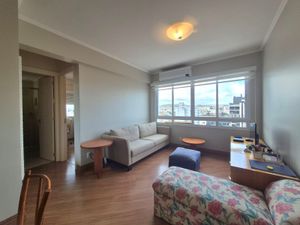 Image 11 - 875880