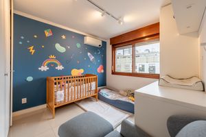 Image 12 - 875881