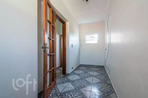 Image 33 - 875885