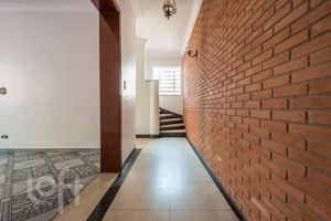 Image 31 - 875885