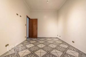 Image 17 - 875885