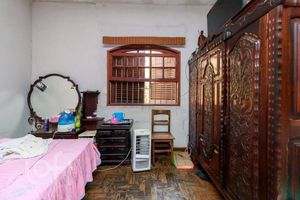 Image 35 - 875891