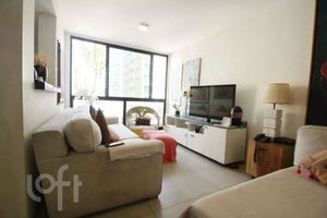 Image 3 - 875892