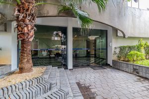 Image 46 - 875892