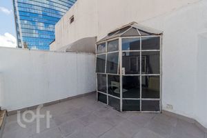 Image 35 - 875892