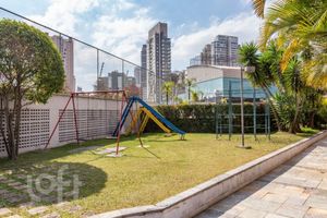 Image 72 - 875897