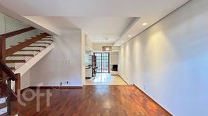 Image 3 - 875905